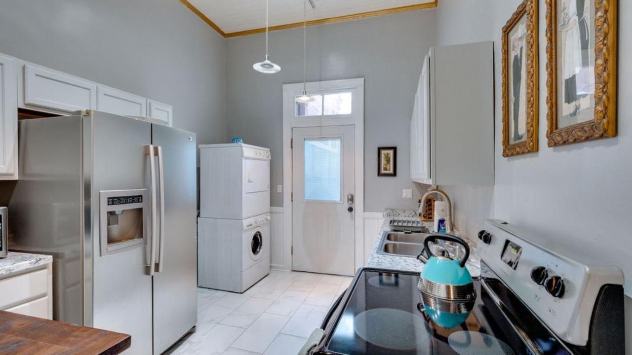 Elegant 2 Bed Directly On Forsyth Park Lejlighed Savannah Eksteriør billede