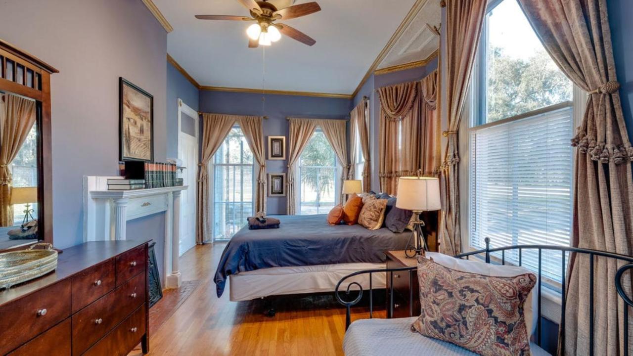 Elegant 2 Bed Directly On Forsyth Park Lejlighed Savannah Eksteriør billede