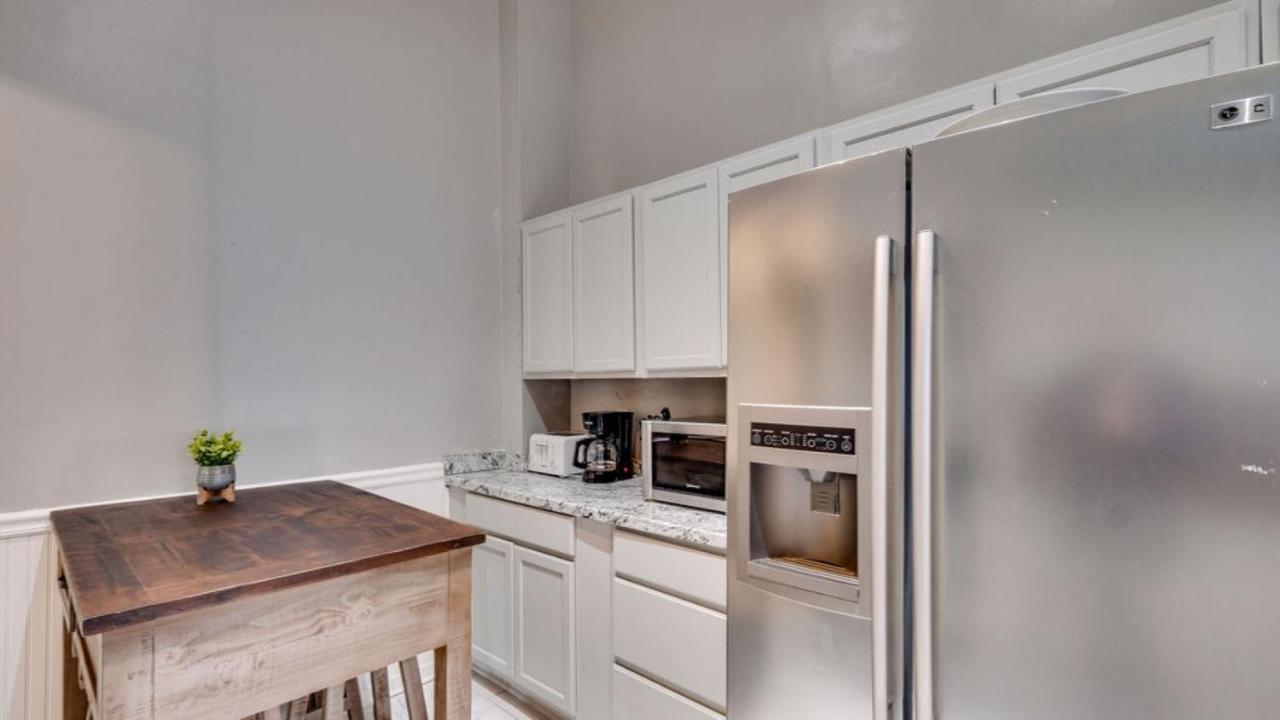 Elegant 2 Bed Directly On Forsyth Park Lejlighed Savannah Eksteriør billede