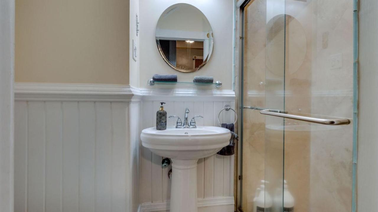 Elegant 2 Bed Directly On Forsyth Park Lejlighed Savannah Eksteriør billede
